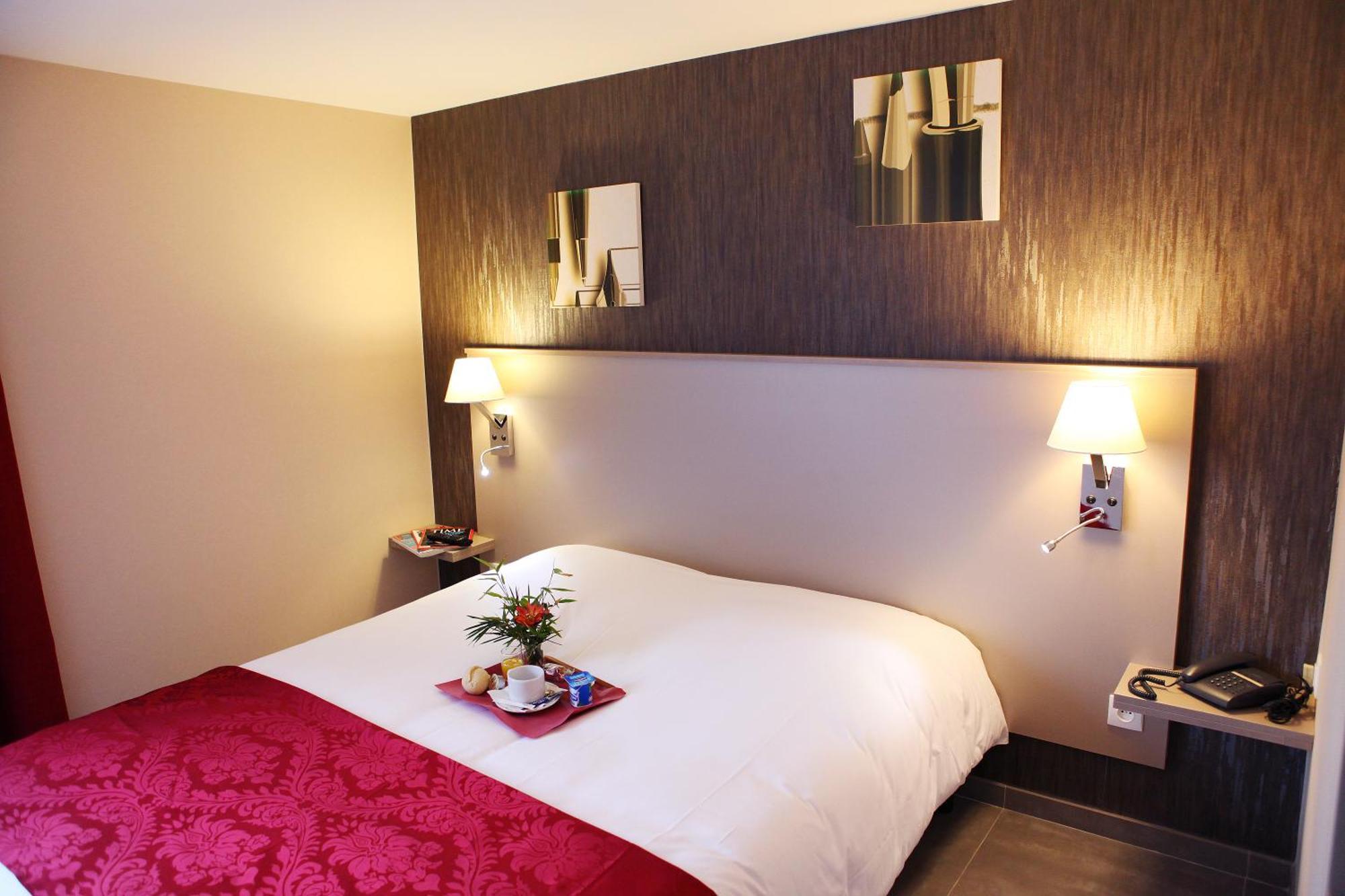 Hotel Le Coudon La Farlède Kültér fotó