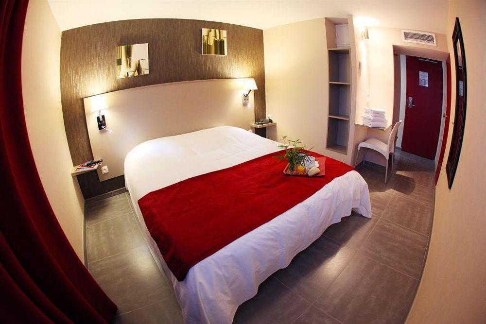 Hotel Le Coudon La Farlède Kültér fotó